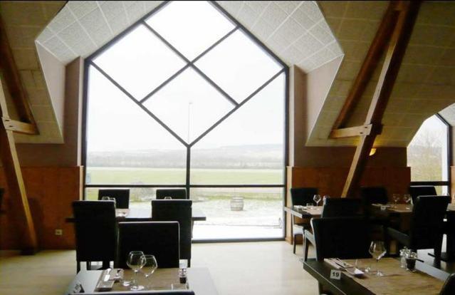 Auberge De Bourgogne Тоннер Экстерьер фото
